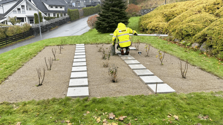 utendørs vedlikehold av fellesarealer, grøntarealer og uteområder